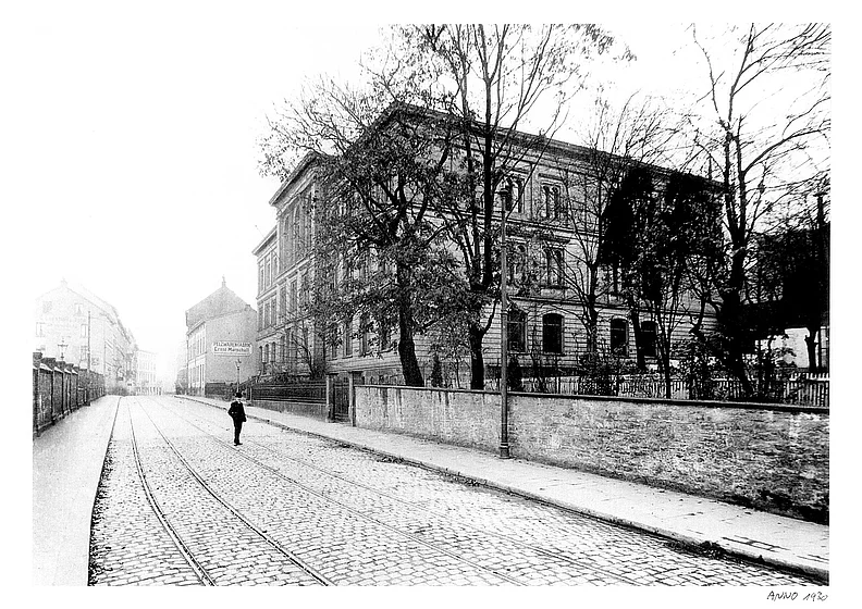 Dürer-Haus 1930 seitlich